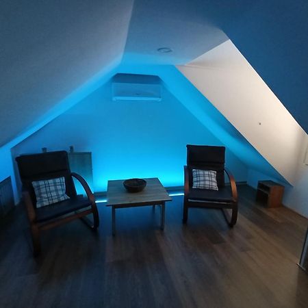 Pelso Holiday Apartments Bambusz 希欧福克 外观 照片