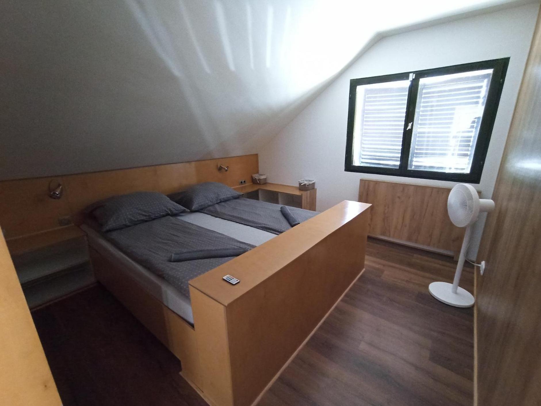 Pelso Holiday Apartments Bambusz 希欧福克 外观 照片